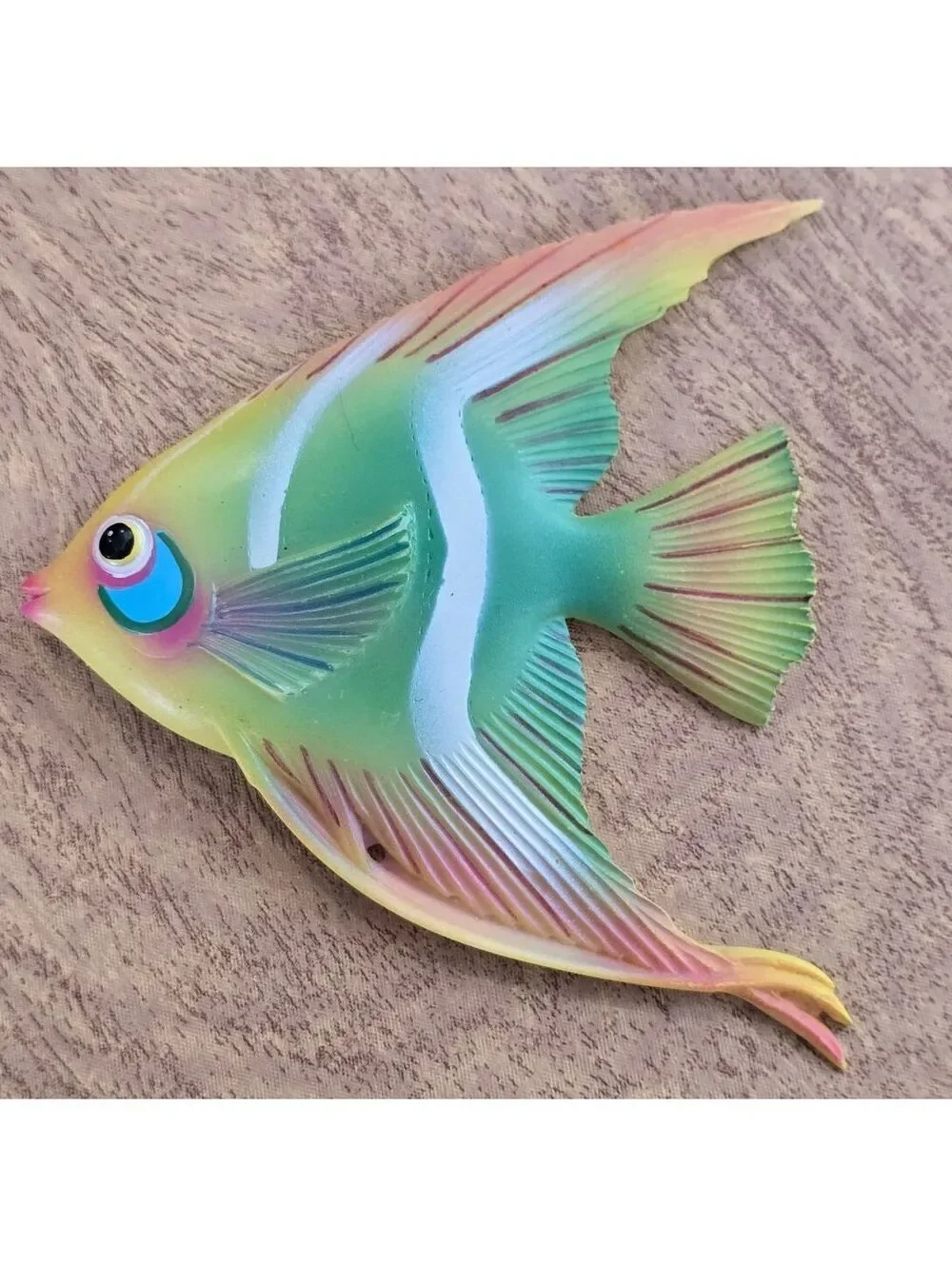 Vintage 2004 Art Americana Tropical Fish Resin Wall Plaques Hangings Decor